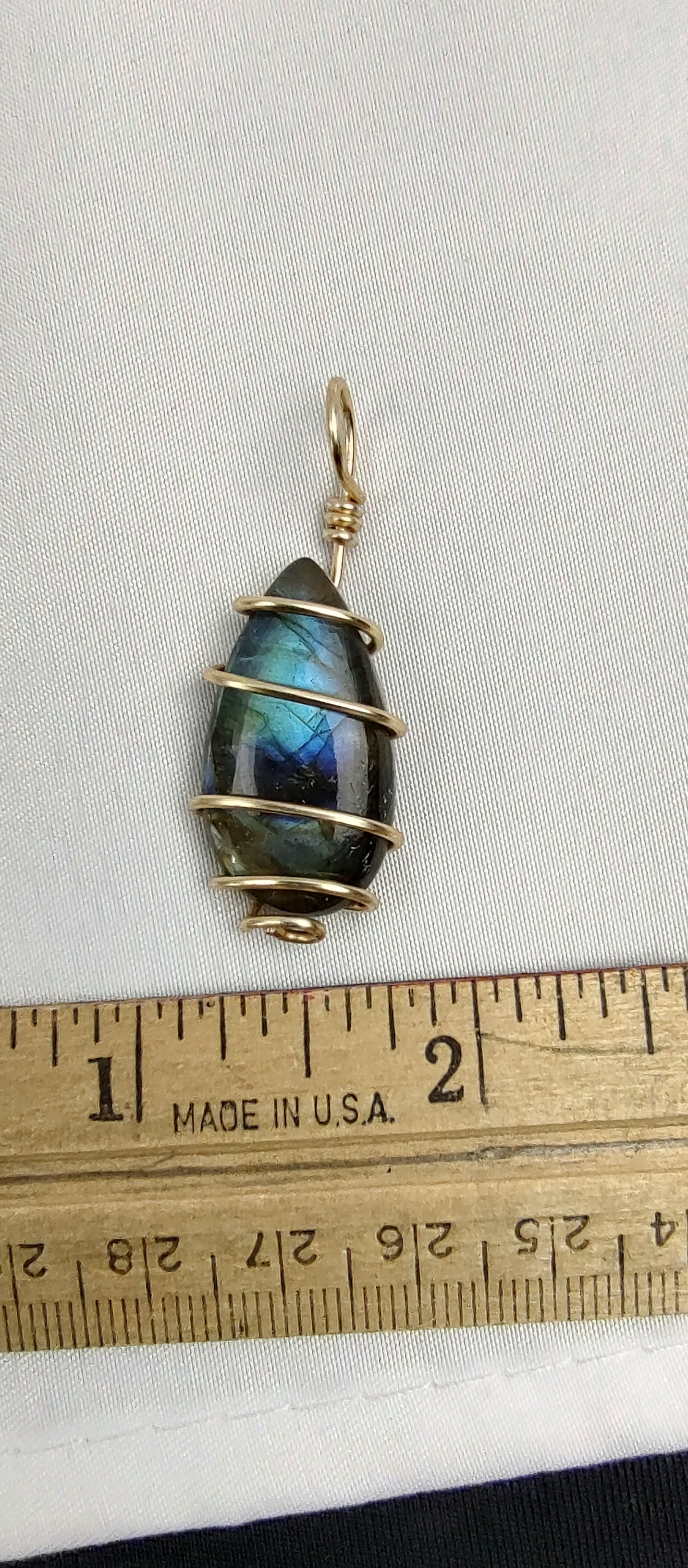 Labradorite Pendant #01 Wire Wrapped