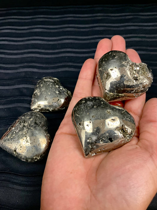 Pyrite Hedro Large Hearts