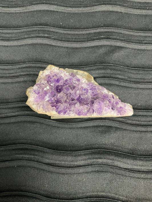 Amethyst cluster #08